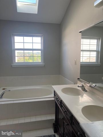 118 MADISON WAY, Downingtown, PA 19335