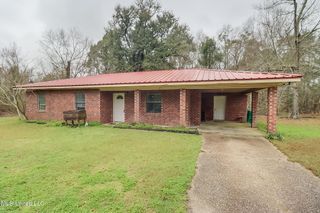 403 Combel Street, Waveland, MS 39576