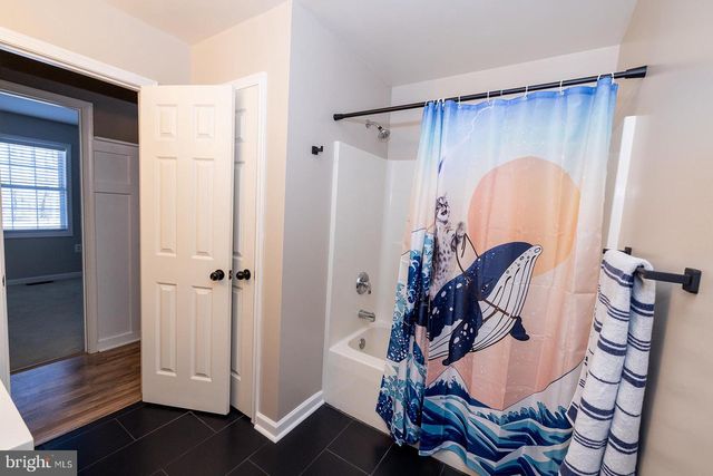 378 CEDAR CREEK DR, Harpers Ferry, WV 25425