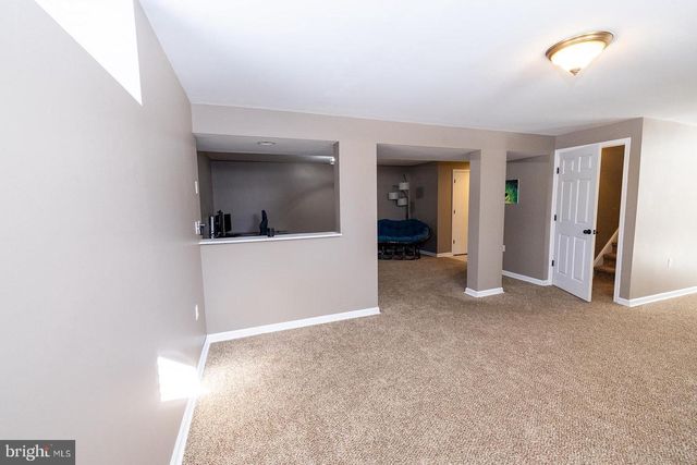 378 CEDAR CREEK DR, Harpers Ferry, WV 25425