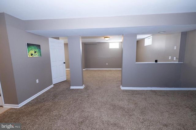 378 CEDAR CREEK DR, Harpers Ferry, WV 25425