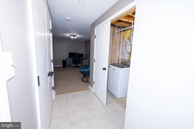 378 CEDAR CREEK DR, Harpers Ferry, WV 25425