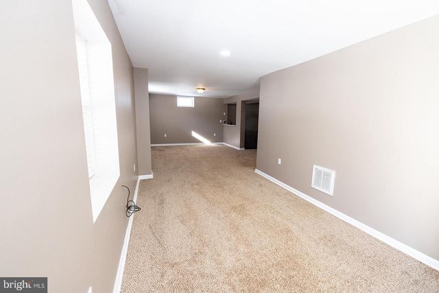 378 CEDAR CREEK DR, Harpers Ferry, WV 25425