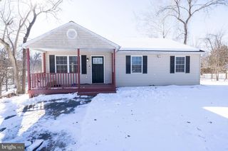 378 CEDAR CREEK DR, Harpers Ferry, WV 25425