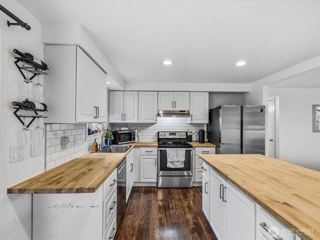 5715 91st Place NE, Marysville, WA 98270