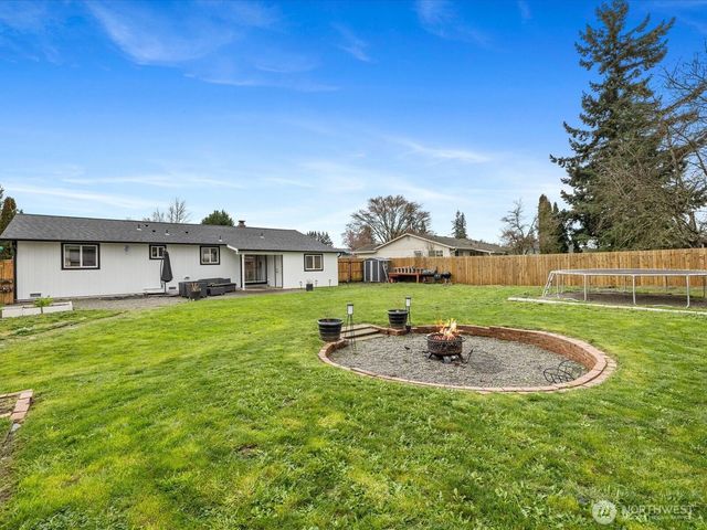 5715 91st Place NE, Marysville, WA 98270