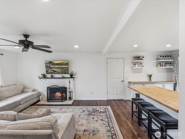 5715 91st Place NE, Marysville, WA 98270