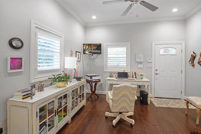 15722 Timberhill Dr, Flint, TX 75762