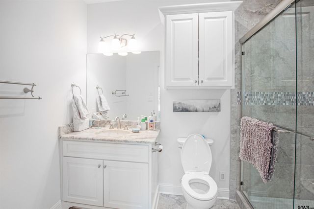 15722 Timberhill Dr, Flint, TX 75762