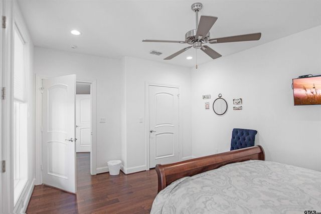 15722 Timberhill Dr, Flint, TX 75762