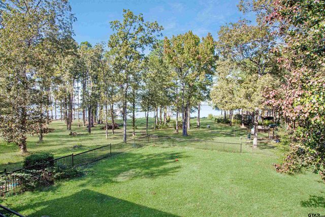 15722 Timberhill Dr, Flint, TX 75762