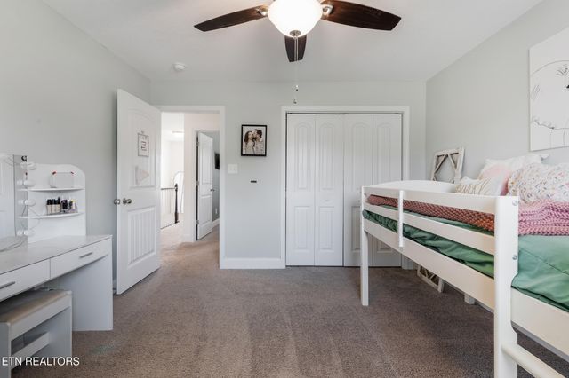 1912 Mahogany Wood Tr, Knoxville, TN 37920