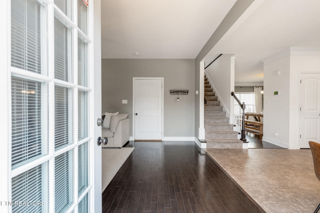 1912 Mahogany Wood Tr, Knoxville, TN 37920