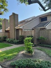 13845 Hollowgreen Drive, Houston, TX 77082