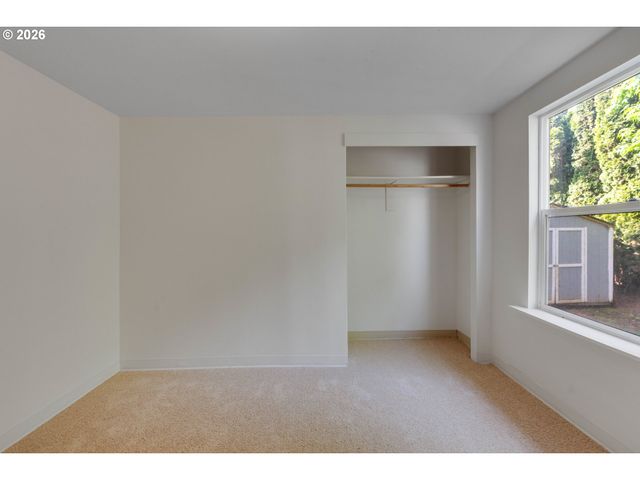 481 S PINE St, Canby, OR 97013