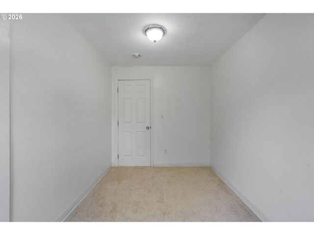 481 S PINE St, Canby, OR 97013