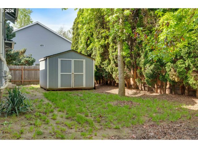 481 S PINE St, Canby, OR 97013