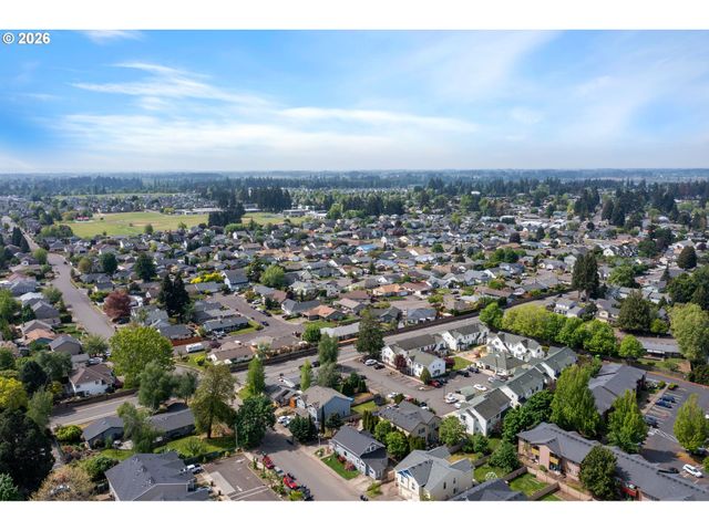 481 S PINE St, Canby, OR 97013
