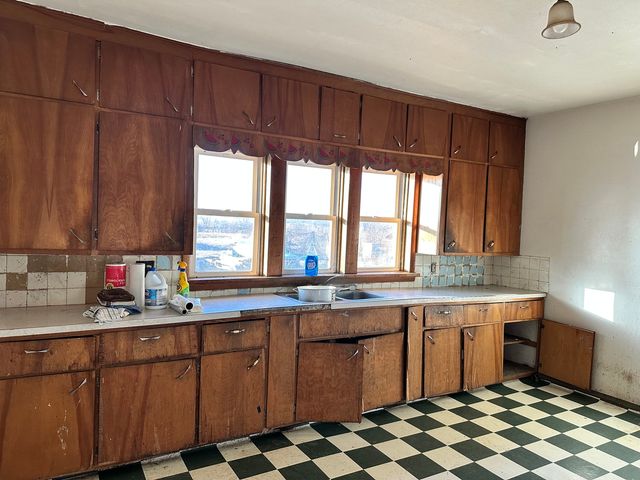 18683 Malvern Road, Morrison, IL 61270