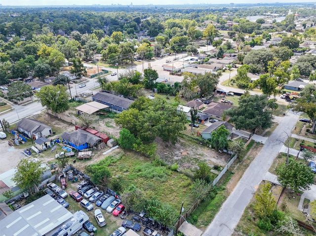 2429 Calvin, Houston, TX 77088