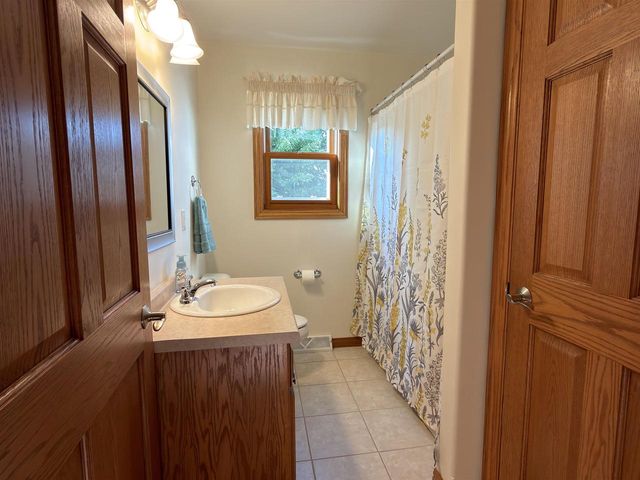 2248 NICK LANE, De Pere, WI 54115