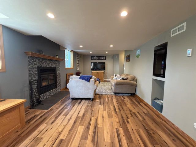2248 NICK LANE, De Pere, WI 54115