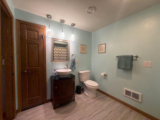 2248 NICK LANE, De Pere, WI 54115