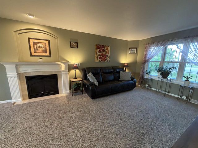 2248 NICK LANE, De Pere, WI 54115