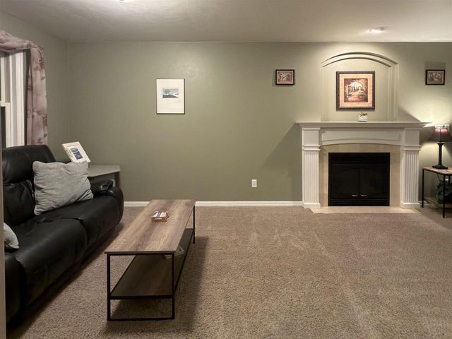 2248 NICK LANE, De Pere, WI 54115