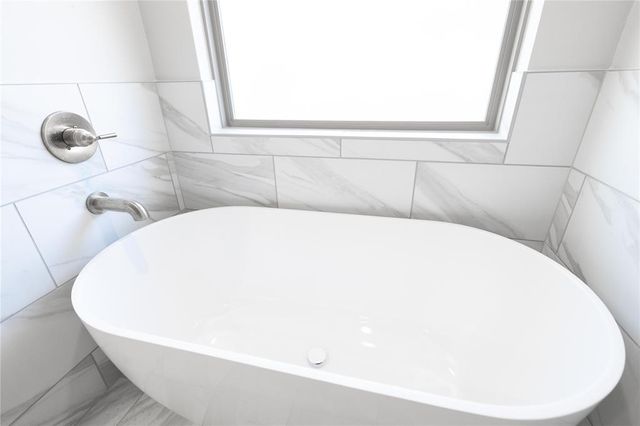 917 Damask Drive, Edmond, OK 73034