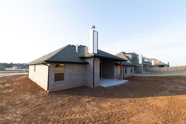 917 Damask Drive, Edmond, OK 73034