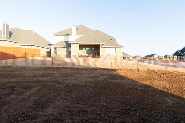 917 Damask Drive, Edmond, OK 73034