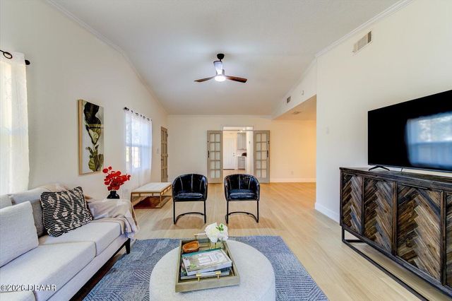 20 Woodlands Circle, Ormond Beach, FL 32174