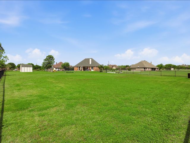 106 Goldmine Court, Aledo, TX 76008