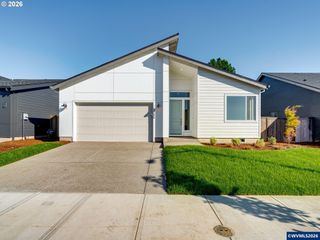3244 Nightingale Dr, Woodburn, OR 97071