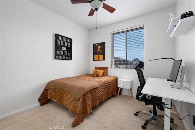 6 El Cajon, Irvine, CA 92602