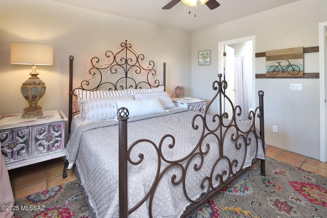 9131 N Ironwood Meadows Drive, Tucson, AZ 85742
