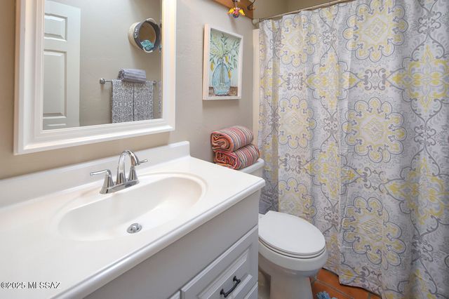 9131 N Ironwood Meadows Drive, Tucson, AZ 85742