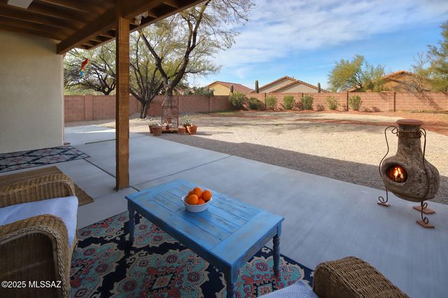 9131 N Ironwood Meadows Drive, Tucson, AZ 85742