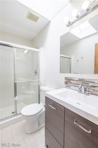 898 Quincy Court, Medina, OH 44256