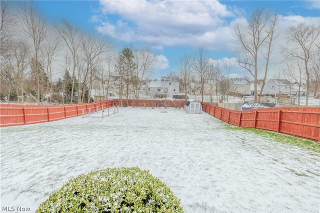 898 Quincy Court, Medina, OH 44256