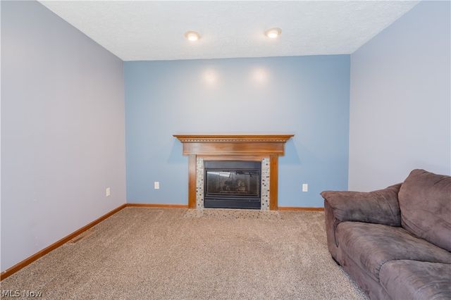 898 Quincy Court, Medina, OH 44256