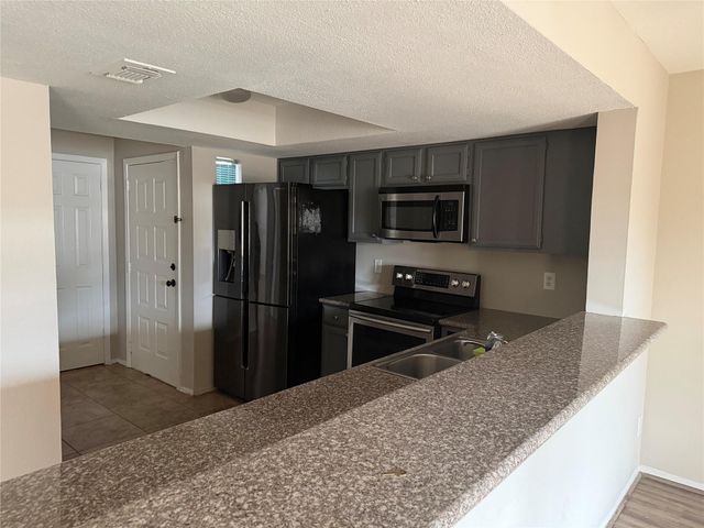 4444 Victory Drive 1208, Houston, TX 77088