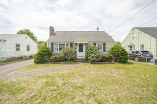 7 East St, Springfield, MA 01104