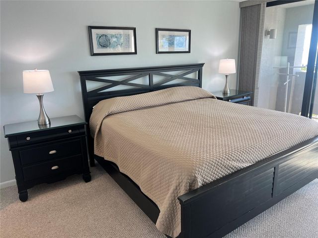 1001 POINT OF ROCKS ROAD 212, Sarasota, FL 34242