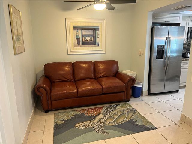 1001 POINT OF ROCKS ROAD 212, Sarasota, FL 34242
