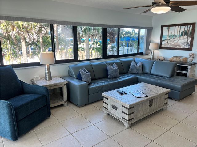 1001 POINT OF ROCKS ROAD 212, Sarasota, FL 34242