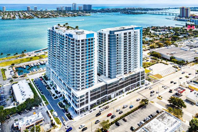 220 Lake Shore Drive 1613, Lake Park, FL 33403
