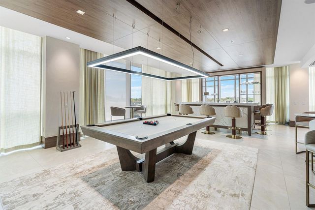 220 Lake Shore Drive 1613, Lake Park, FL 33403