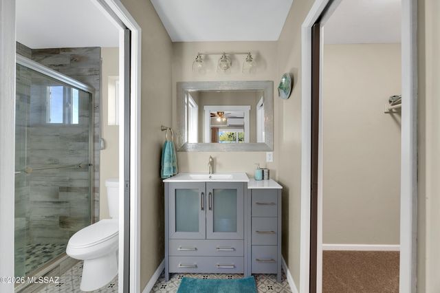 7141 N Camino De Fosforo, Tucson, AZ 85718